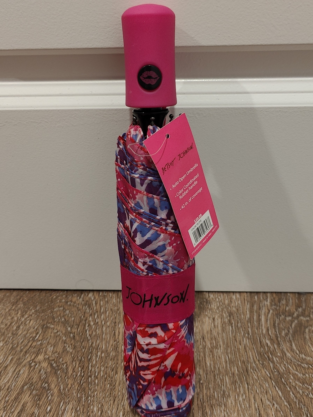 Betsey Johnson  Tye Dye Multicolor Compact Umbrella
